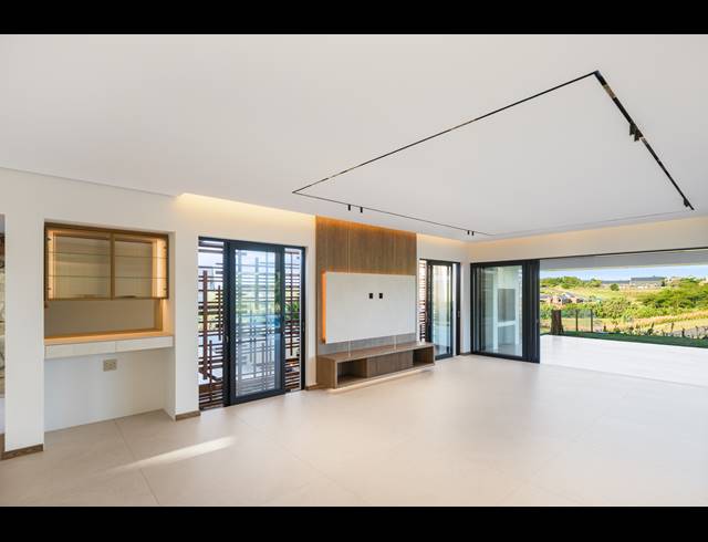 4 BEDROOM HOUSE FOR SALE IN SPRINGVALE COUNTRY ESTATE